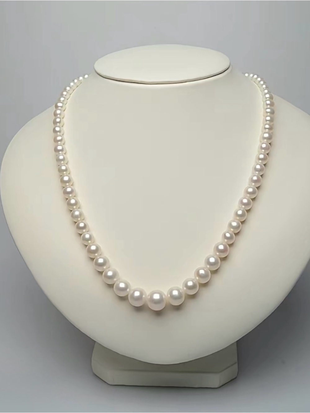 High quality freshwater White Pearl Necklace - Elegant Women’s Jewelry